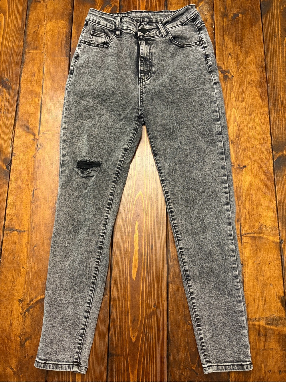 SHEIN ESSNCE Acid Wash Gray Jeans